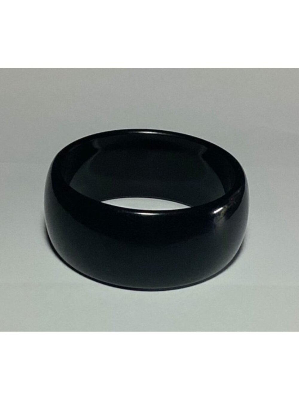 Vintage Mod Wide Black Lucite Bangle Bracelet Minimalist Stackable - Picture 3 of 8